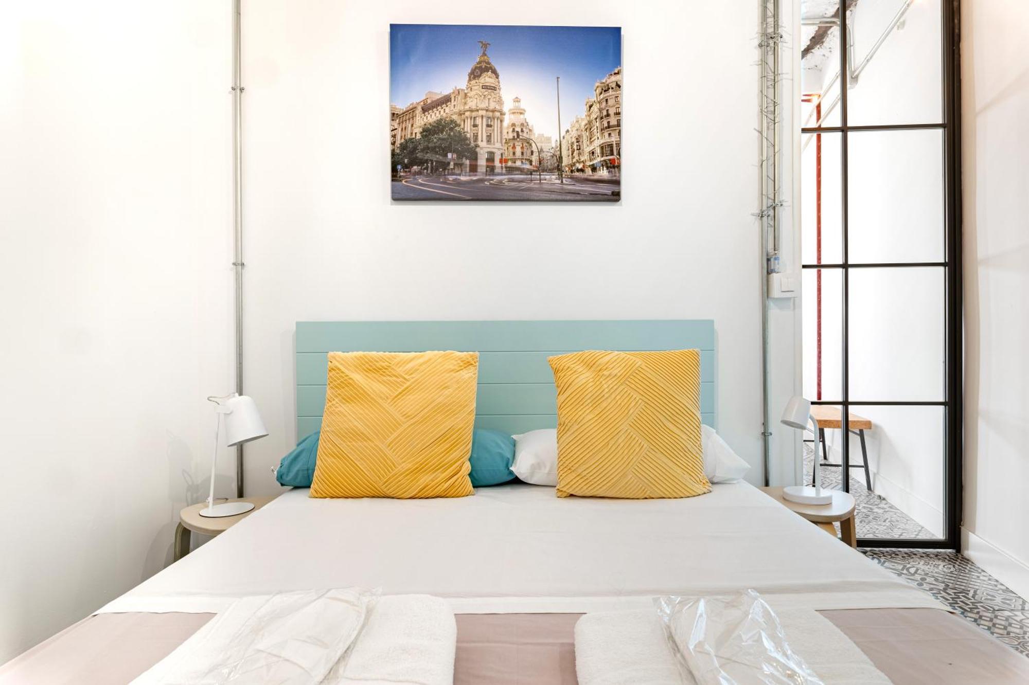 Vintage Apartment Near Puerta Del Sol Madrid Buitenkant foto
