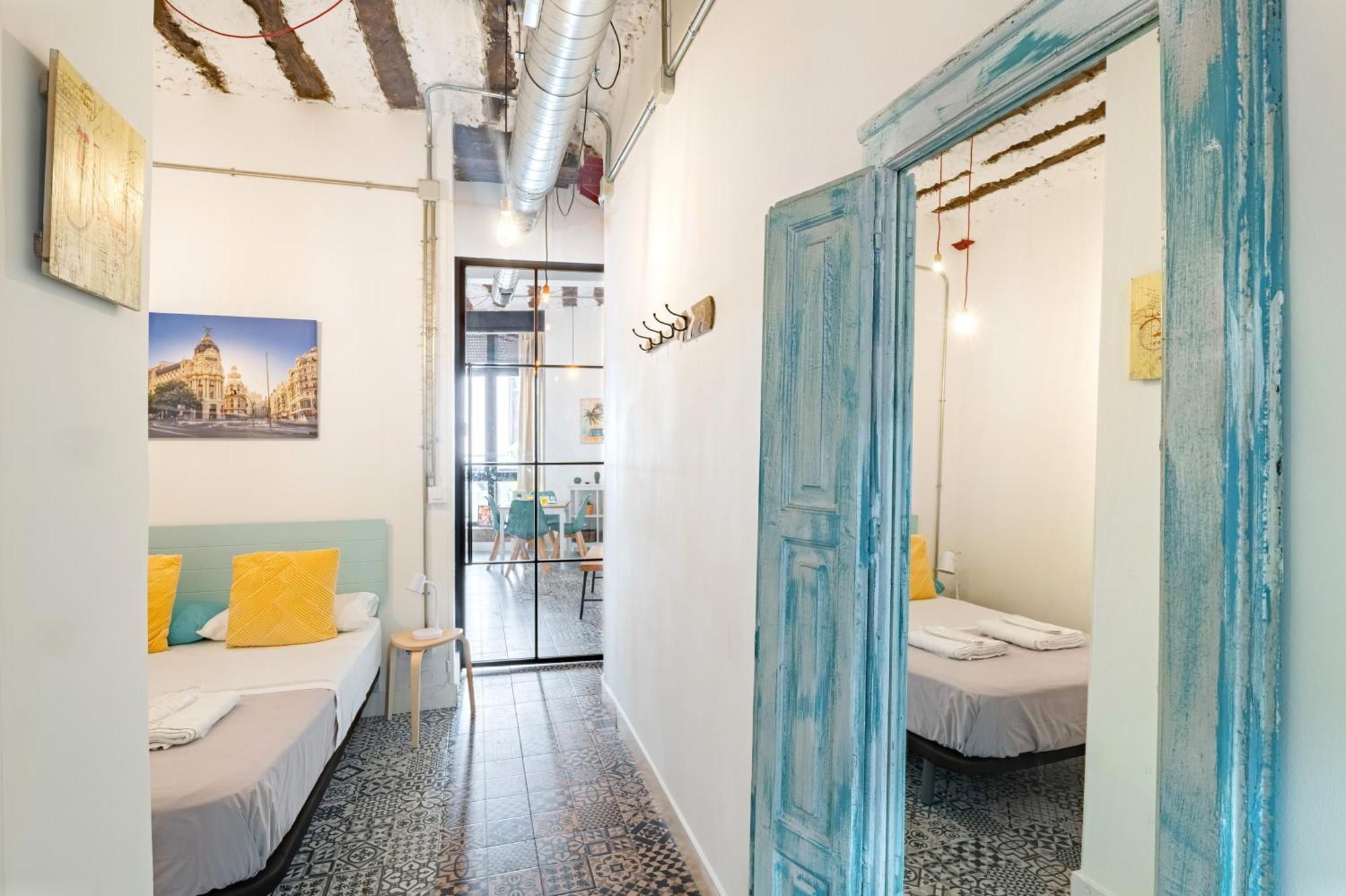 Vintage Apartment Near Puerta Del Sol Madrid Buitenkant foto